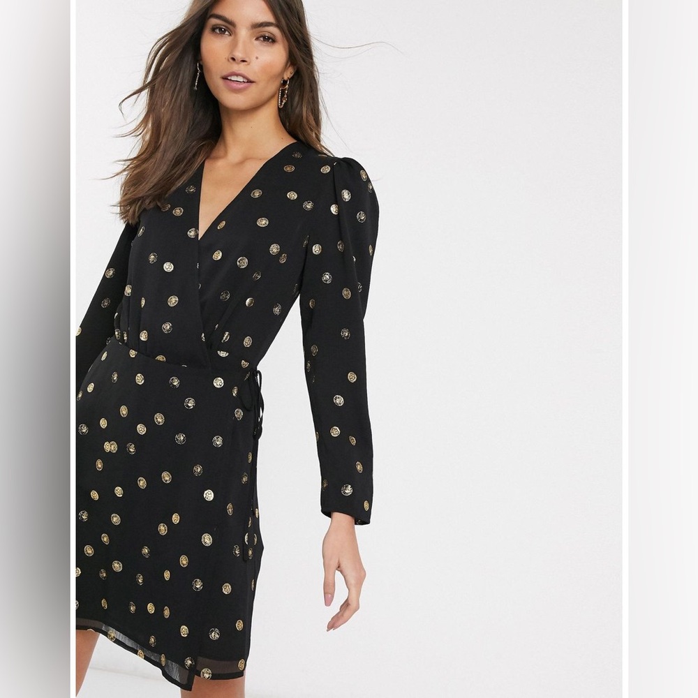 Long sleeve black and gold wrap dress - NWT - size 4
